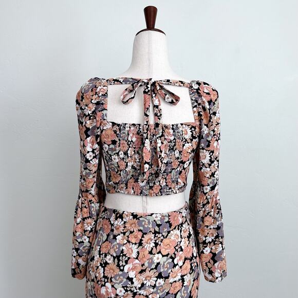 MinkPink Floral Cropped Blouse Midi Skirt Matching Set - Picture 4 of 10